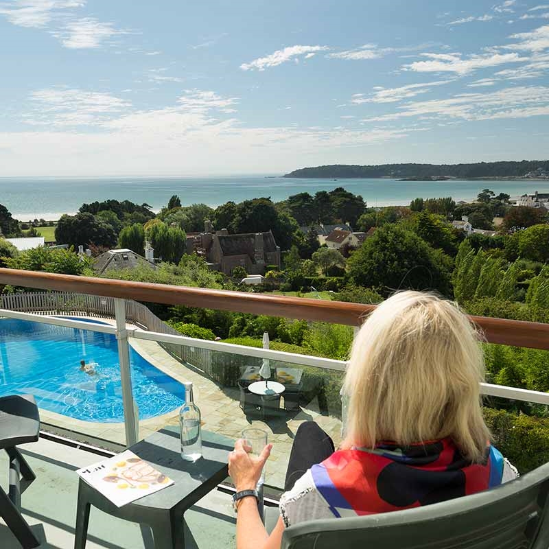 Christina hotel best sale jersey